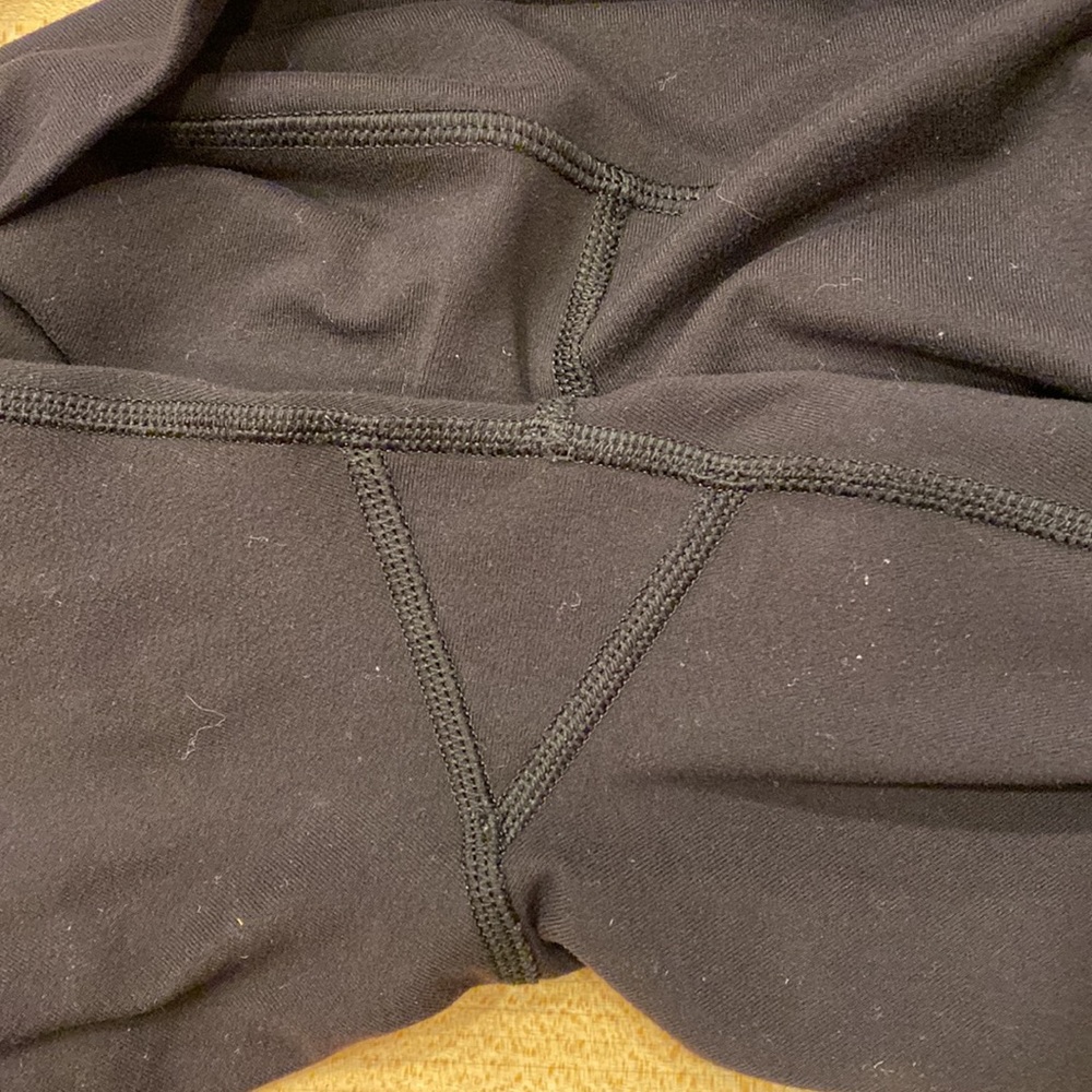 Lululemon Roll Over Wunder Under Crop - image 5